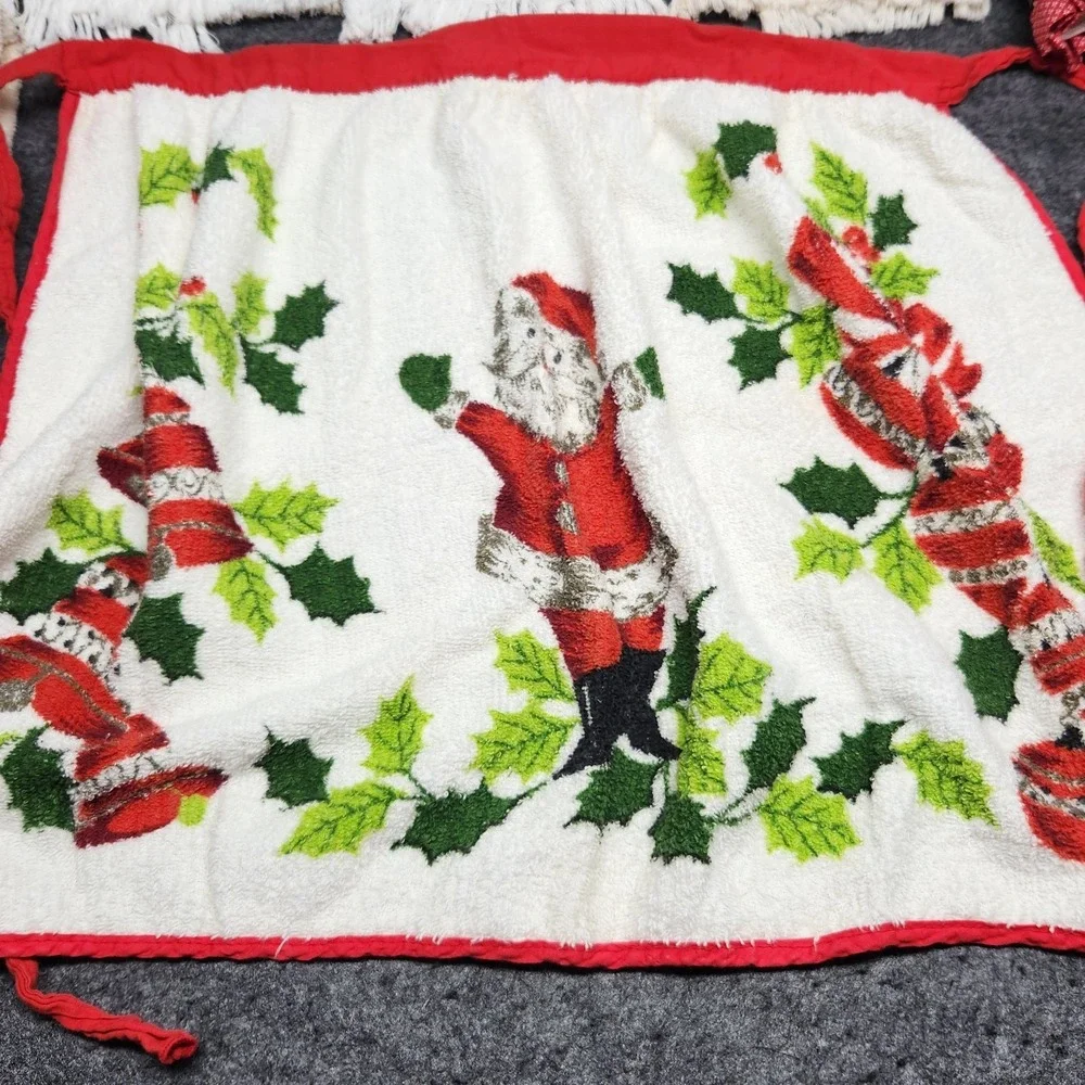 VTG Lot Christmas Country Dish Kitchen Towels Apron Potholder Goose Cottage